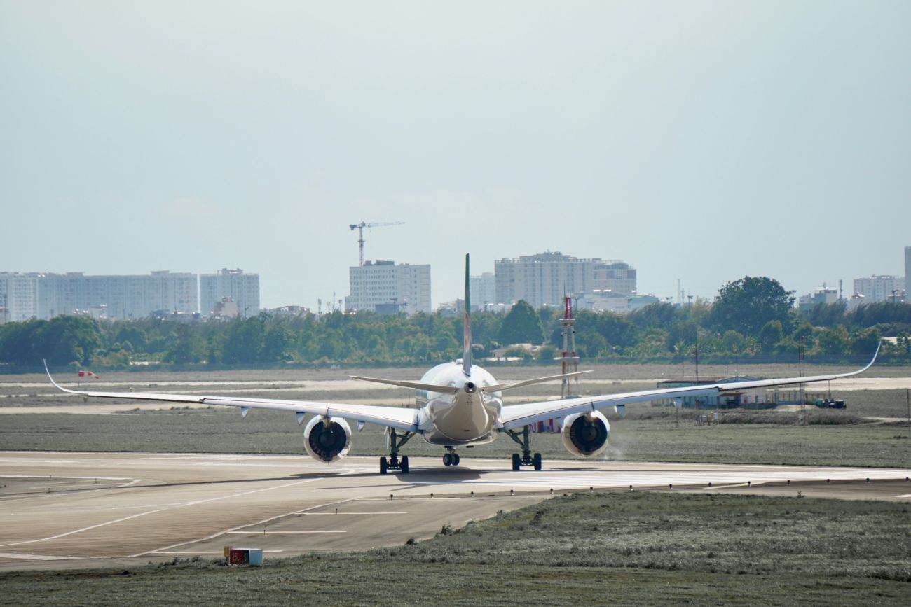 INS: Numărul pasagerilor transportaţi cu avionul a crescut cu 7,8% în trimestrul II din 2026